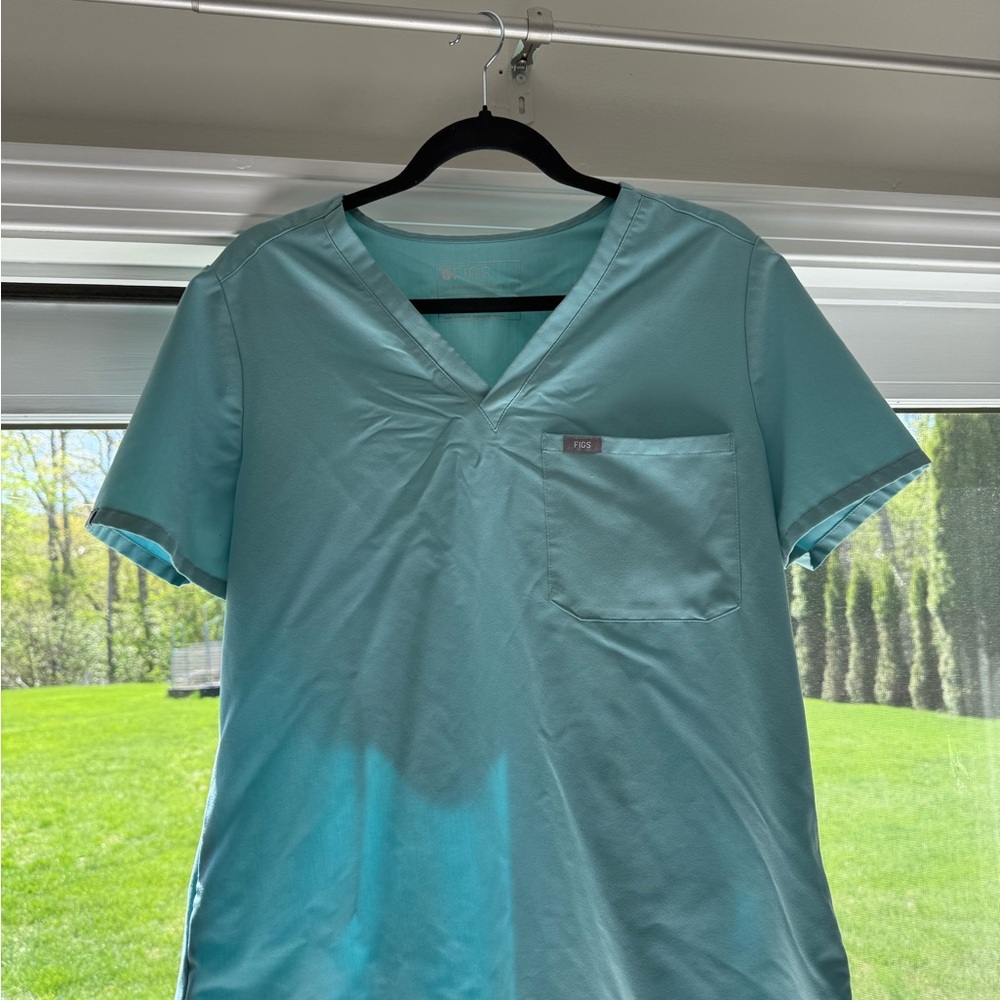 Figs Sea Glass  V-Neck Scrub Top